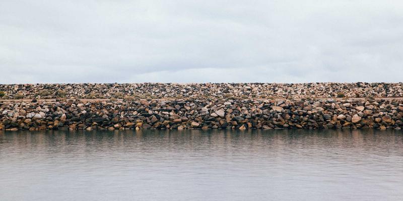 从画布到虚拟空间：VR/AR如何重塑绘画与雕塑的创作逻辑