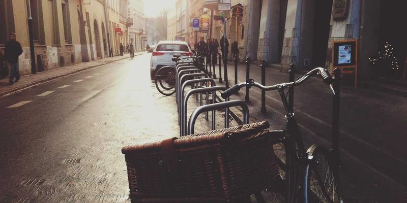 从黏土到疗愈：雕塑艺术在PTSD康复中的临床实证与展示力量